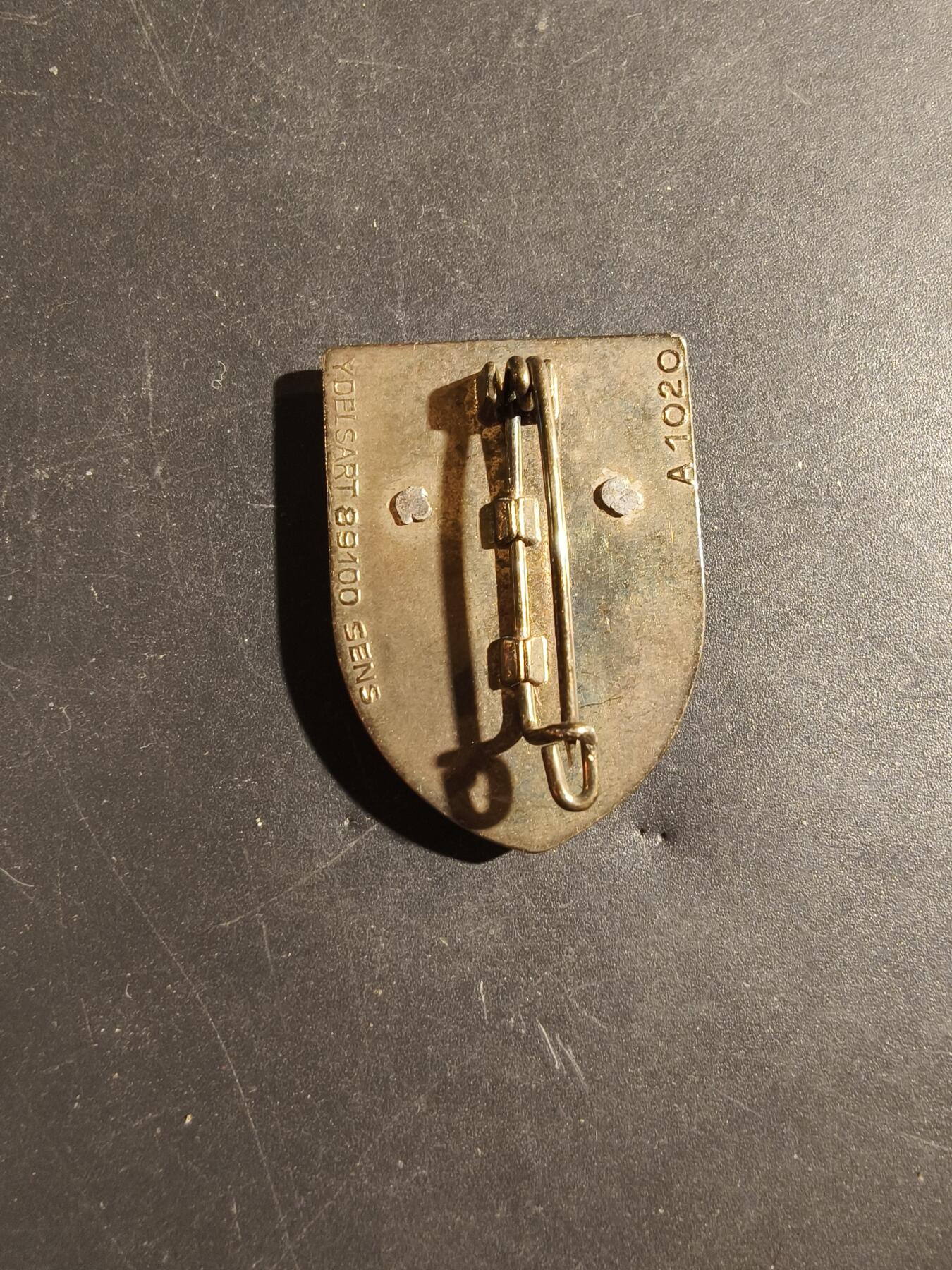 老王徽章第180期 法国空军康布雷第103空军基地证章