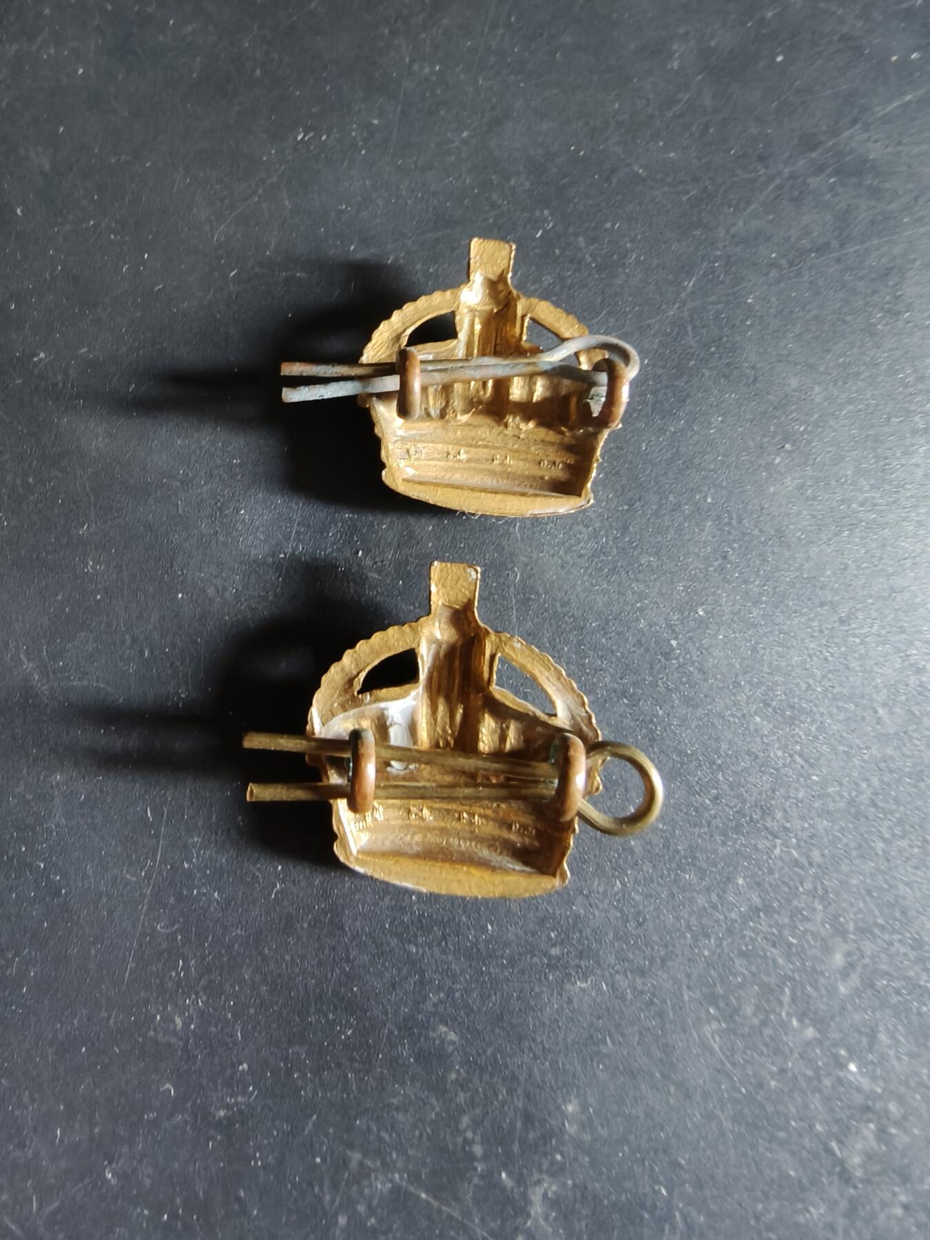 老王徽章第180期 英国军衔配饰一组  都铎王冠    一战时期