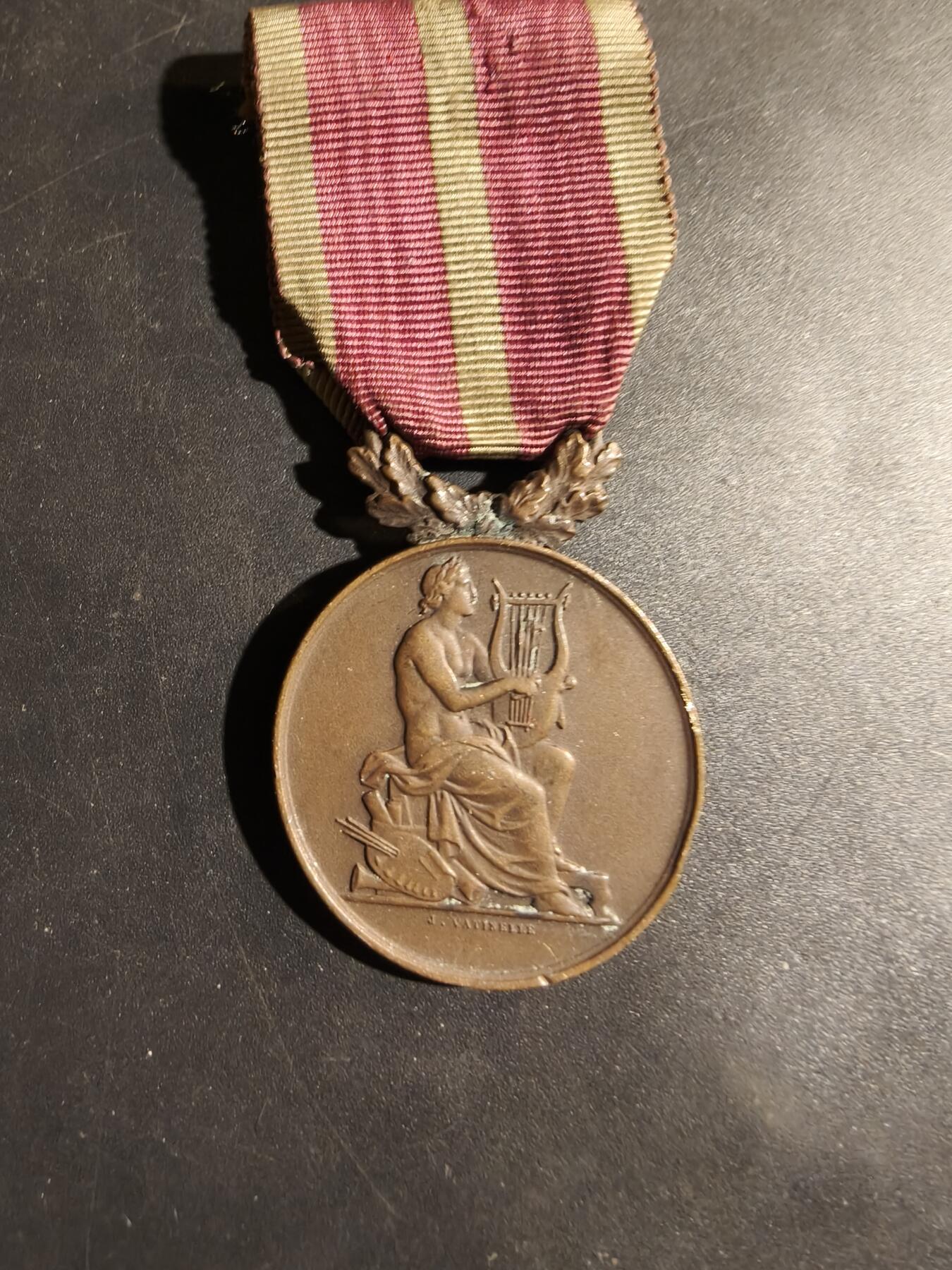 老王徽章第180期 法国铜级合唱协会奖章