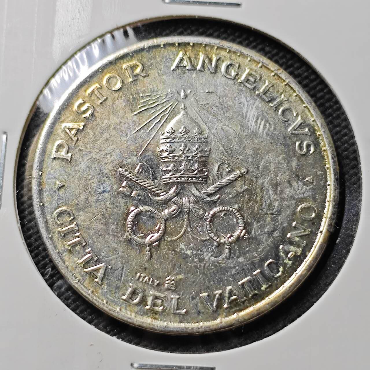 KK钱币收藏小铺  第393期  2月预留时间 周末发货  梵蒂冈镀银铜章