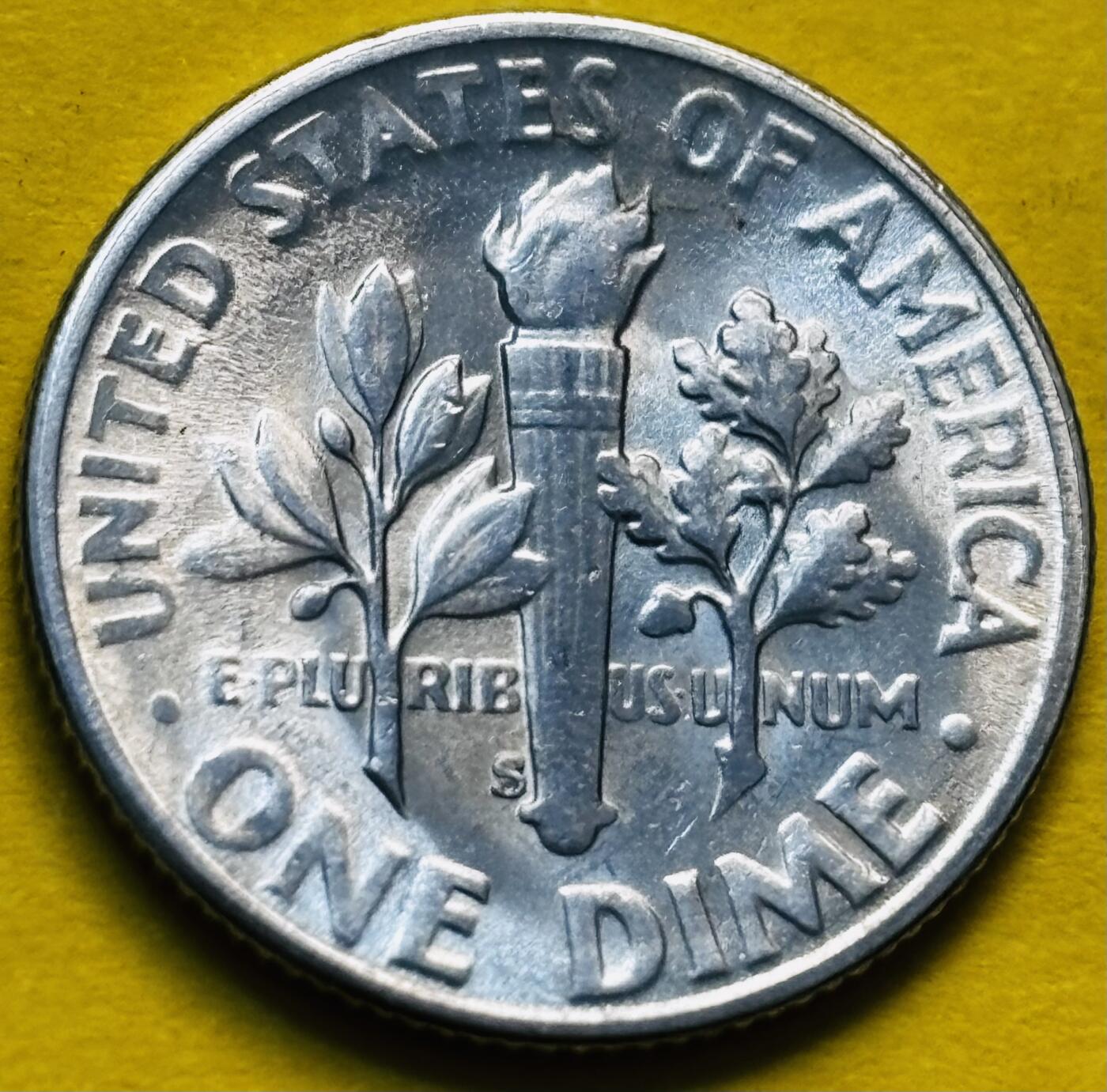 文馨钱币收藏第 293 场，春节前最后一期全部发出，将不予寄存，请悉知 原光好品 1955 年美国罗斯福 10 美分银币 S 版 2.5 克 900 银