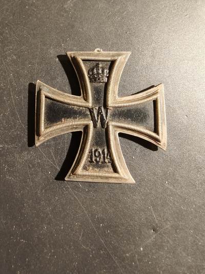 老王徽章第180期 - 德国一战二级铁十字勋章    断头