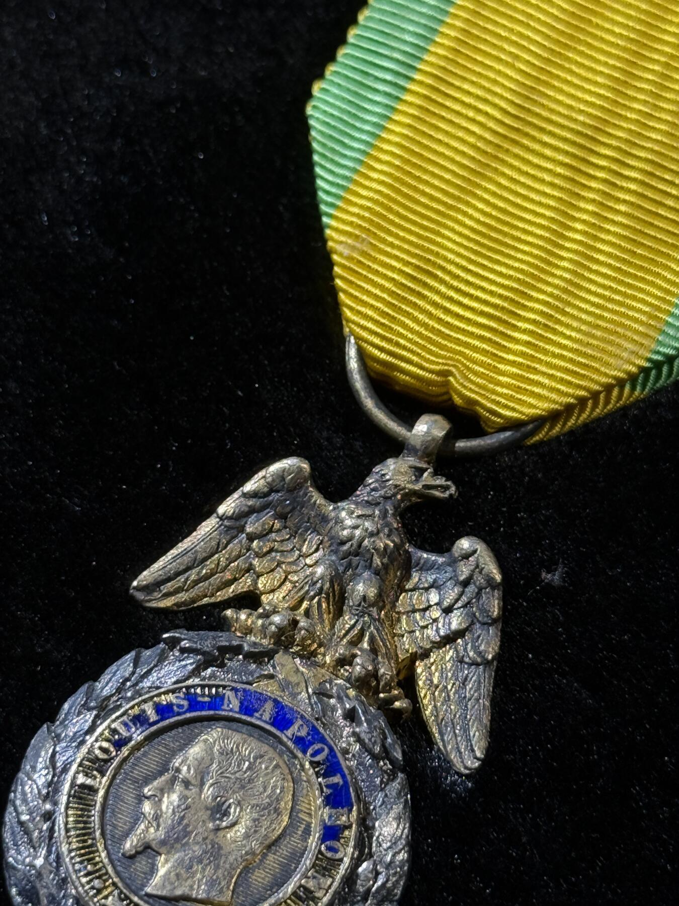 欢庆春节！戎马世界章牌大赏第111期春节大拍 法国第二帝国版军事功勋勋章，银制