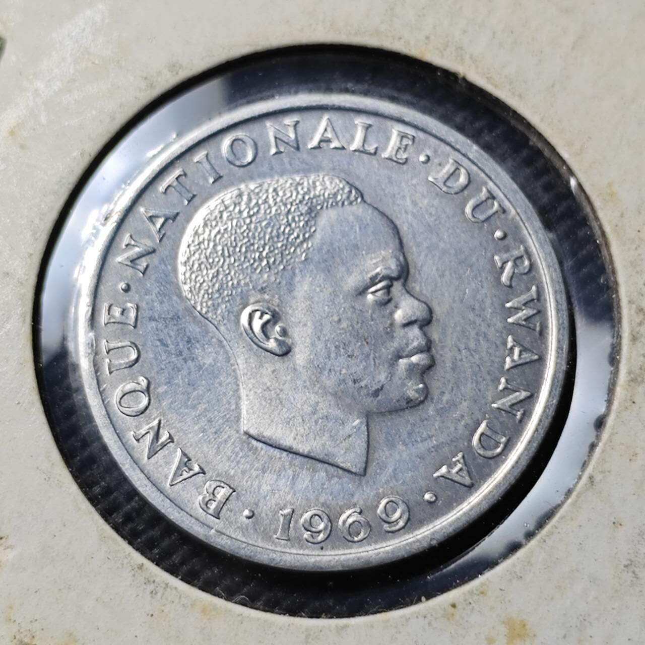 KK钱币收藏小铺  第393期  2月预留时间 周末发货  1969卢旺达1法郎