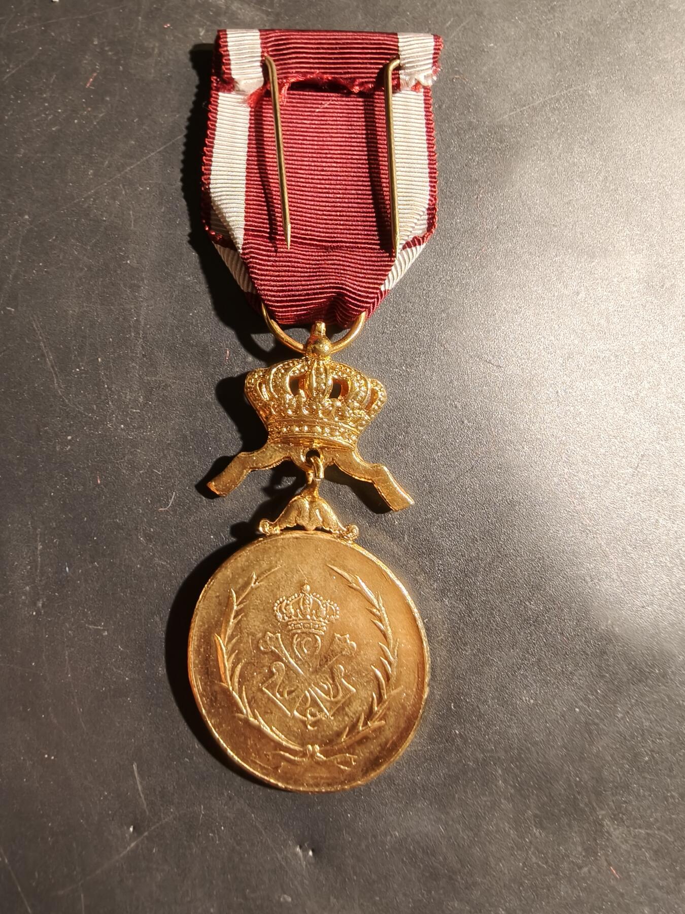 老王徽章第180期 比利时金级王冠奖章