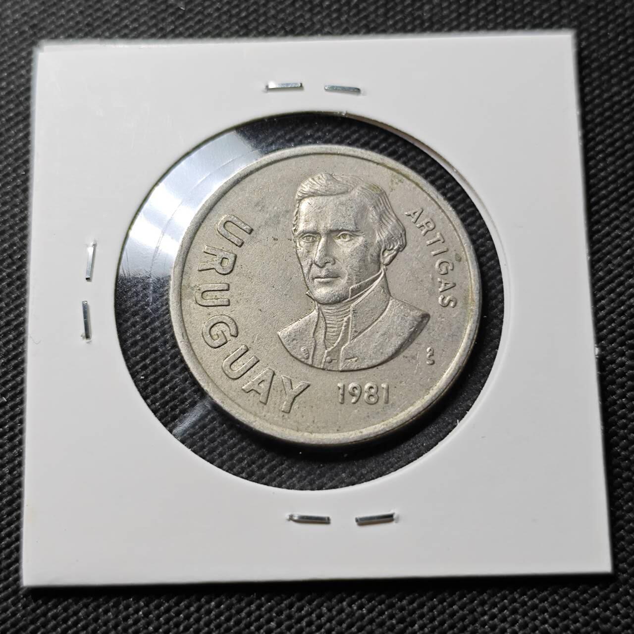 KK钱币收藏小铺  第393期  2月预留时间 周末发货  1981乌拉圭10比索