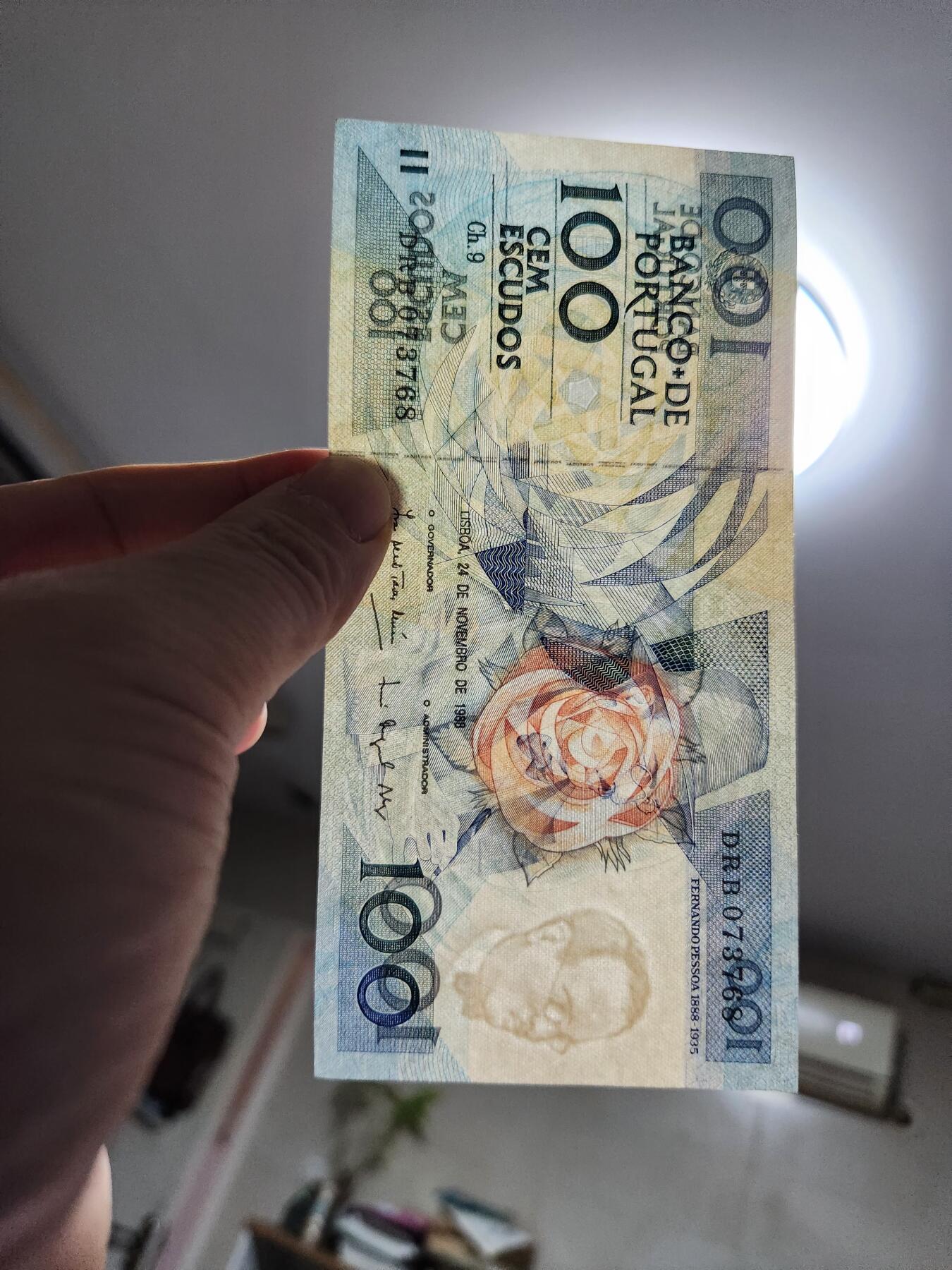 2月6号晚上8点 外国纸币自动截拍第19场 葡萄牙100埃斯库多 诗人佩索阿 几乎全新