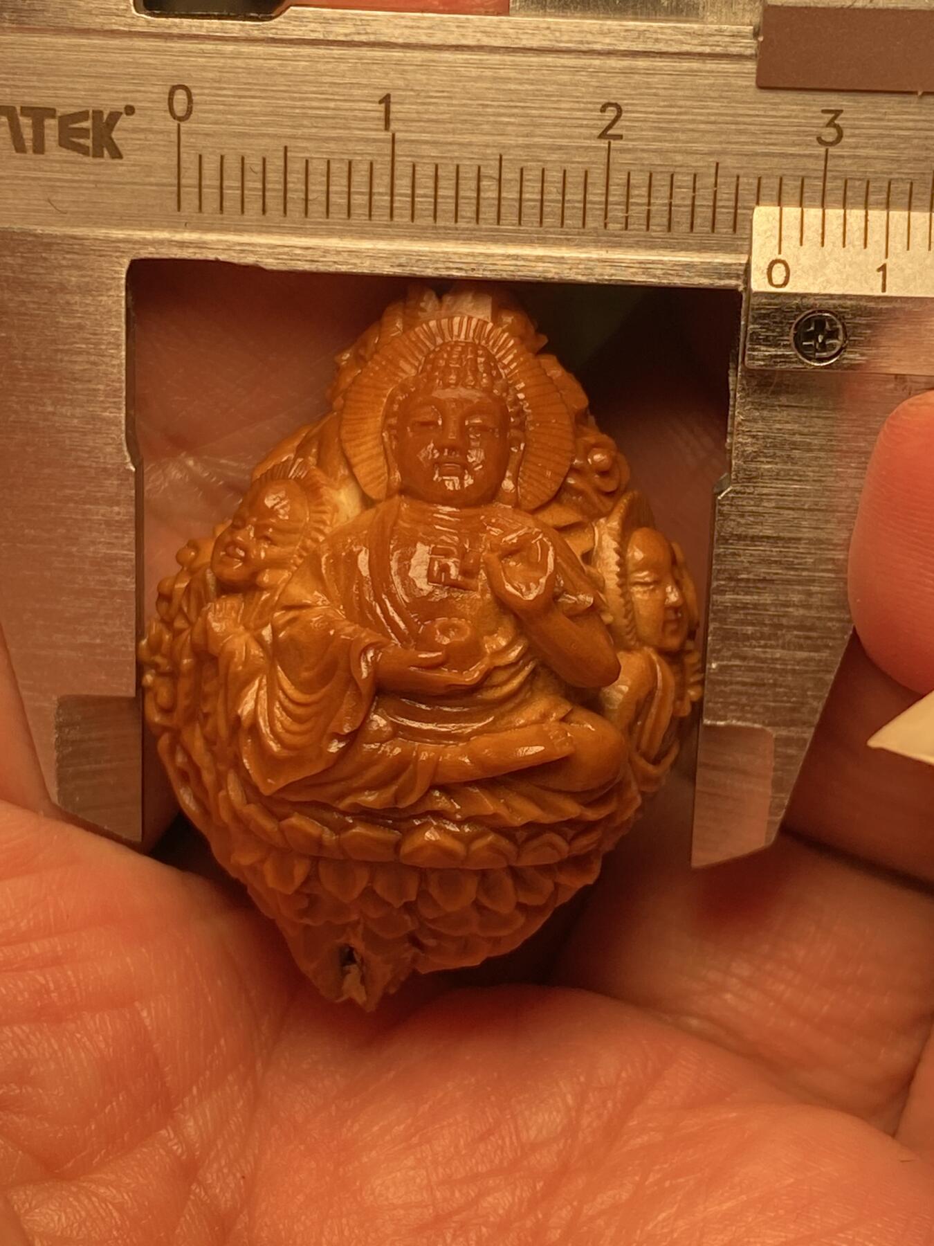 核舟记发源地苏州舟山核雕年末放漏