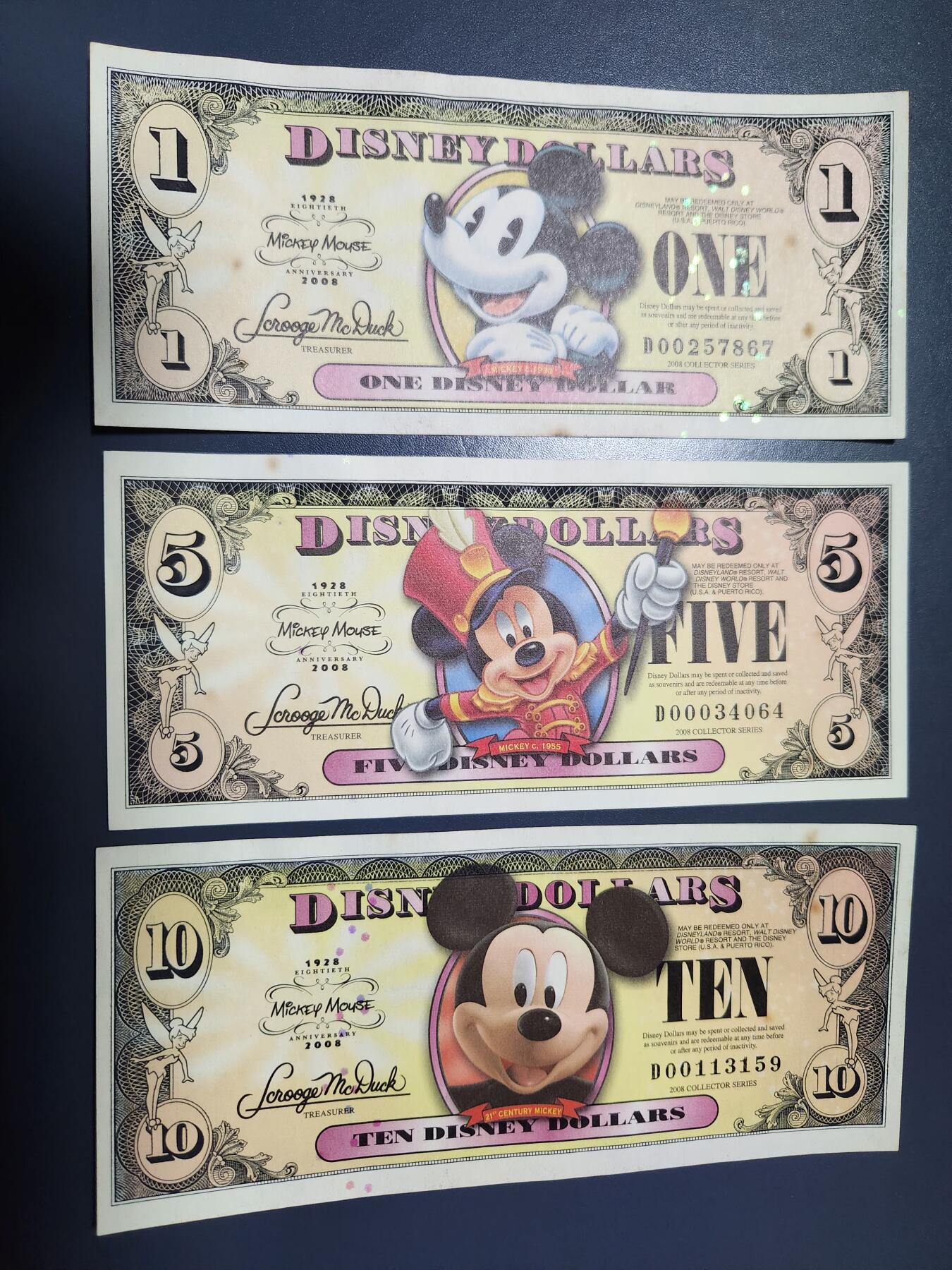 2月6号晚上8点 外国纸币自动截拍第19场 迪士尼一套 新品有黄