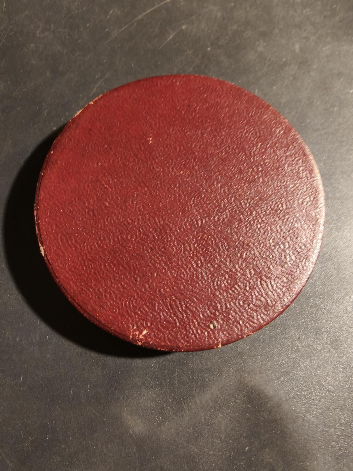 老王徽章第180期 法国科学促进协会1874年里尔会议大铜章     原盒     蜜蜂Cuivre铜标     直径60mm     .重量97.8g