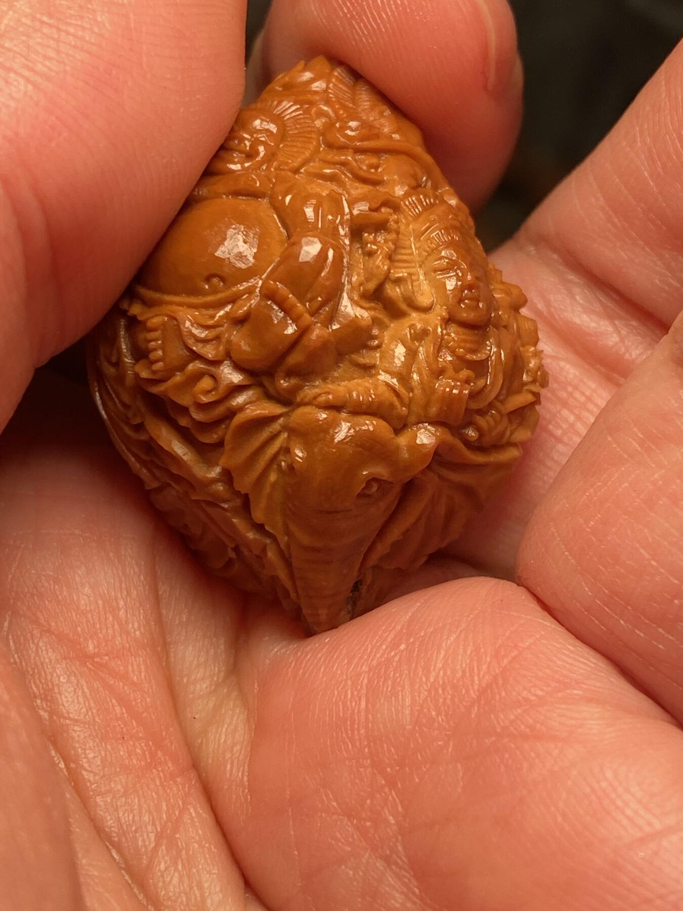 核舟记发源地苏州舟山核雕年末放漏