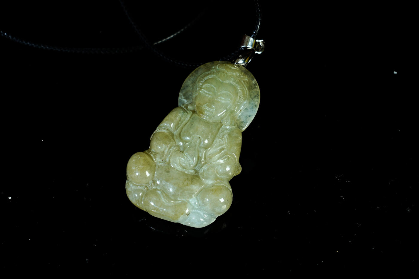 上海都达杂项专场二十一（全场包邮） 天然和田玉精雕《观音》挂件90-86