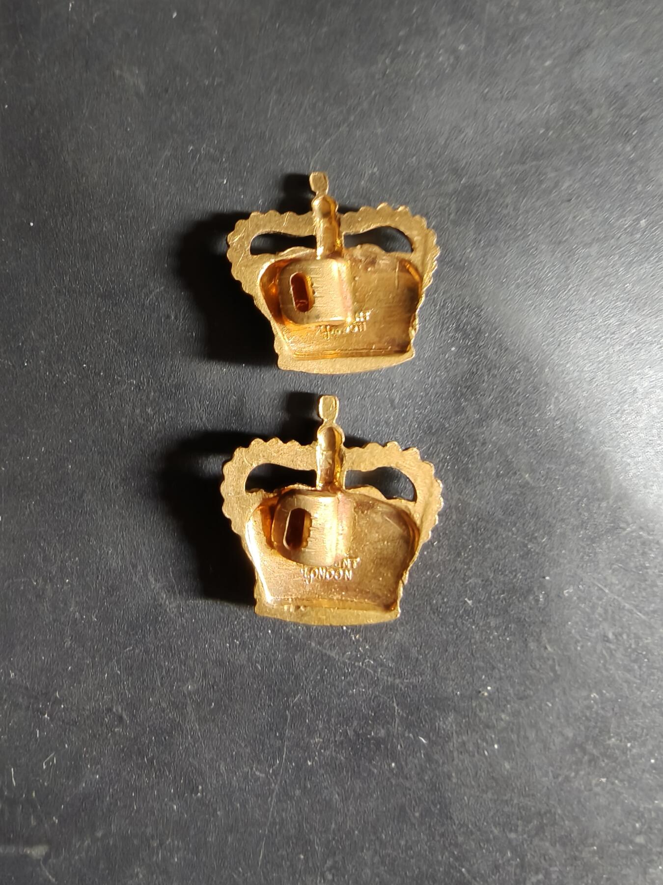 老王徽章第180期 英国军衔配饰一组   早期女王冠    