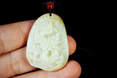 上海都达杂项专场四十七【全场包邮】  天然和田玉精雕《龙行天下》挂件90-94