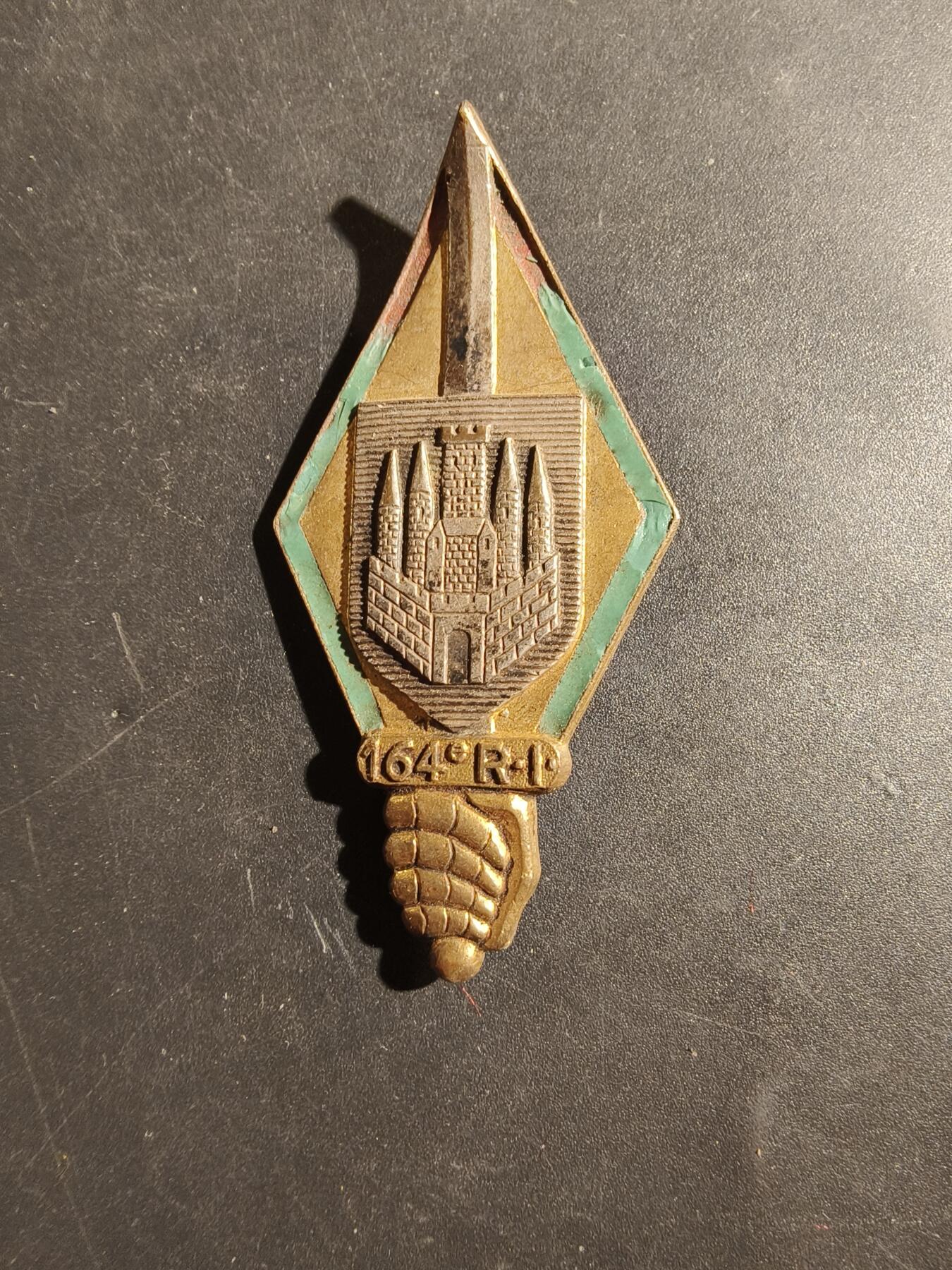 老王徽章第180期 法国陆军第164步兵团证章