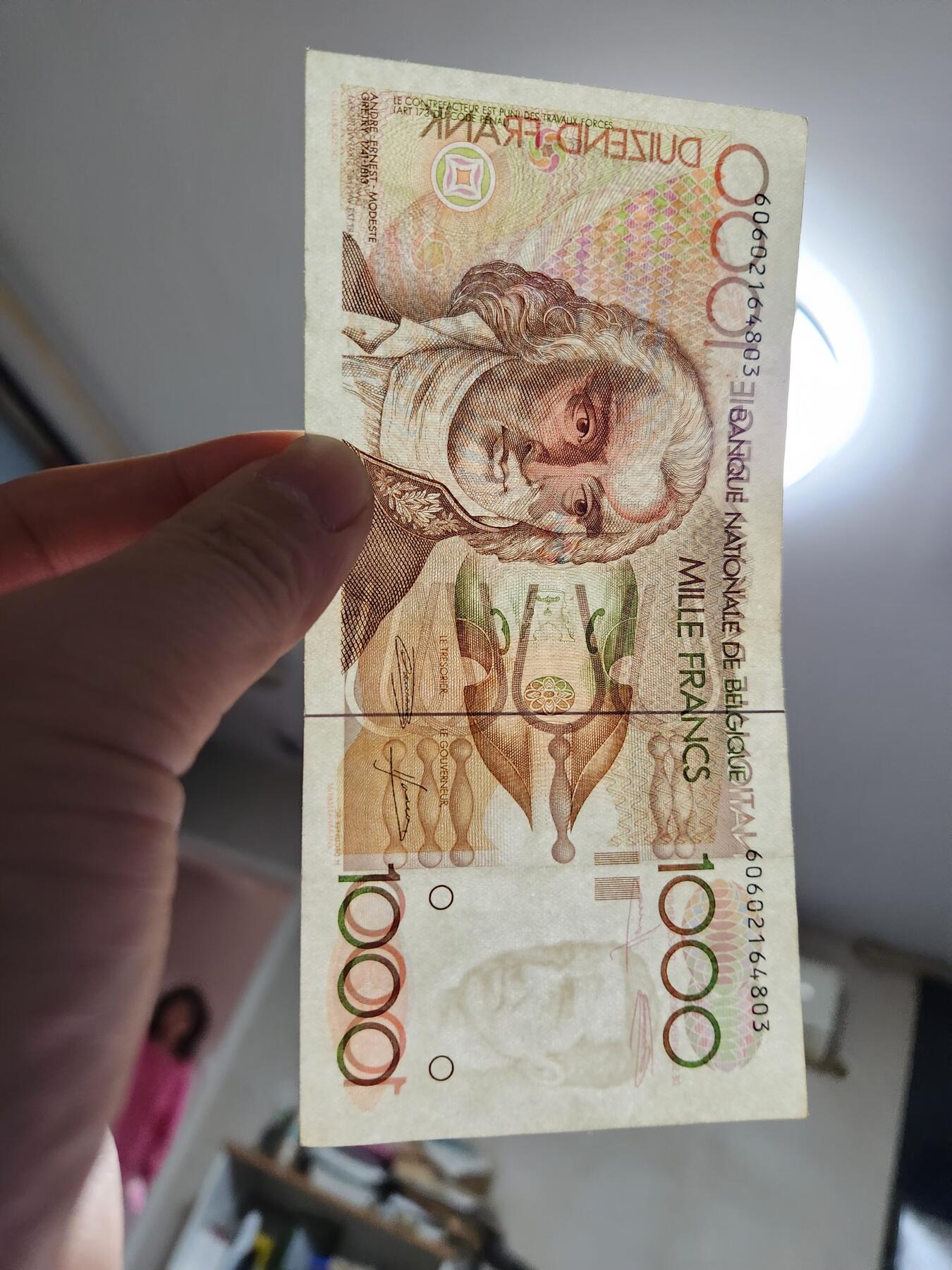 2月5号晚上8点 外国纸币自动截拍第18场 比利时1000原票