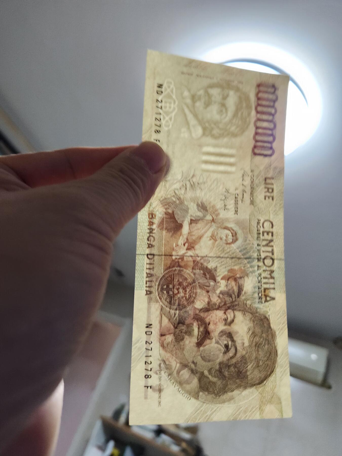 2月4号晚上8点 外国纸币自动截拍第17场