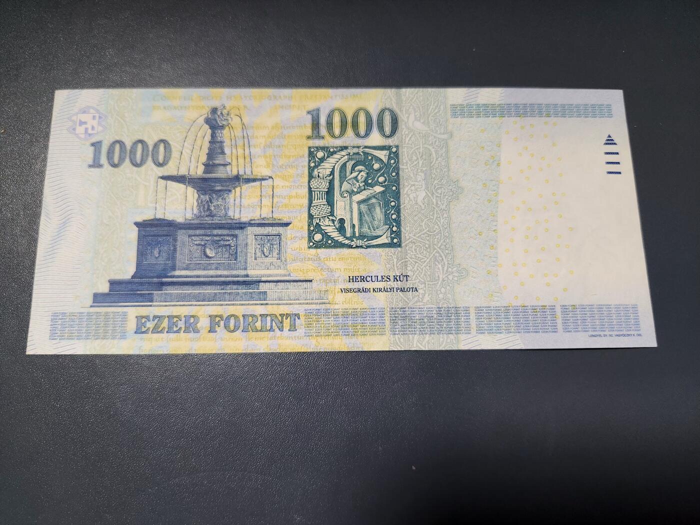 2月6号晚上8点 外国纸币自动截拍第19场