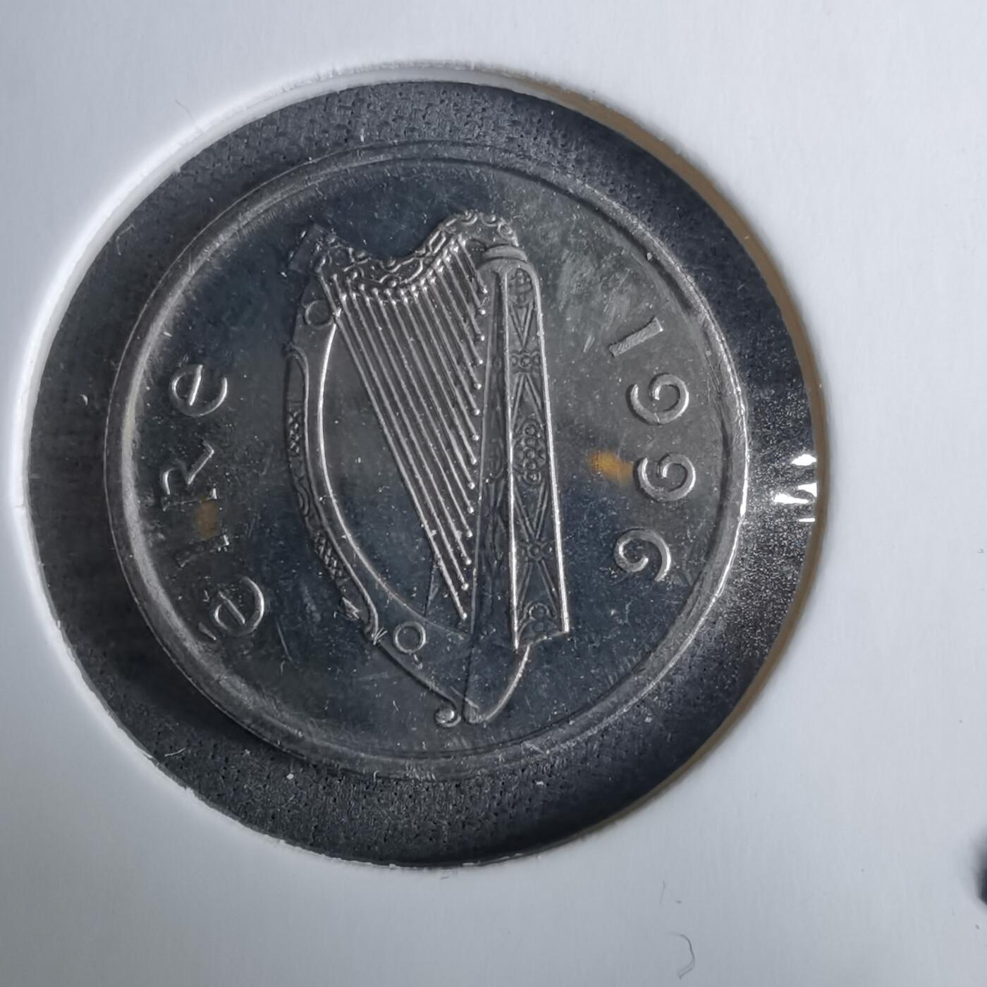 沼泽如烟--第985场 爱尔兰1996年5便士