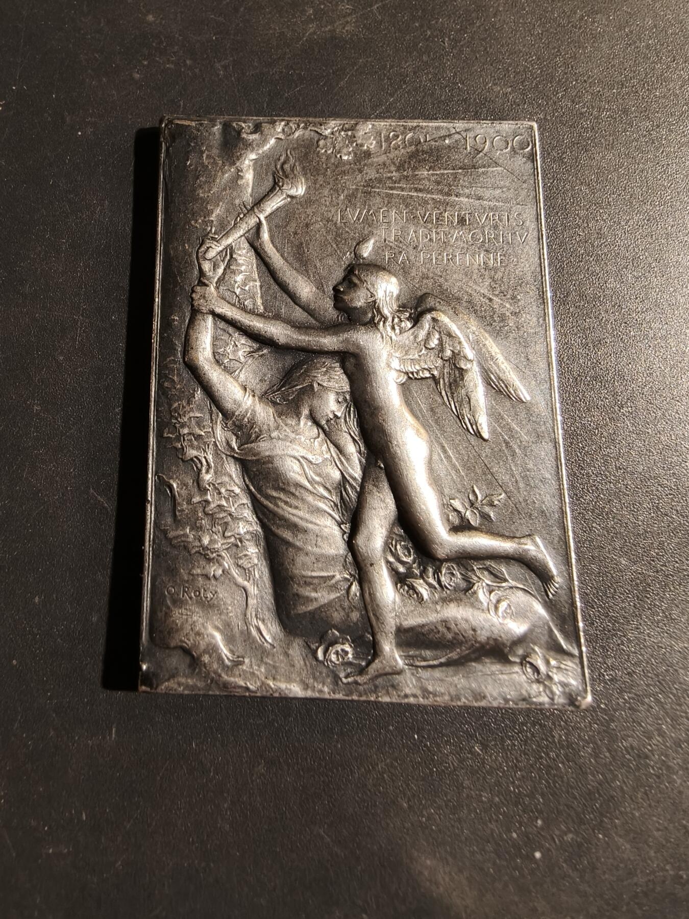 老王徽章第180期 法国1900世博会方形镀银大铜章    少见原盒    大师罗蒂作品    尺寸51×36mm    重量36.4g