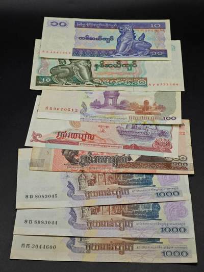 【淘币小摊】实时拍第八百六十四拍   无佣金纸币福利场   年前最后一周 之前的预留小年前全部发出 请更换最新收货地址  - 缅甸柬埔寨纸币8张【有折】