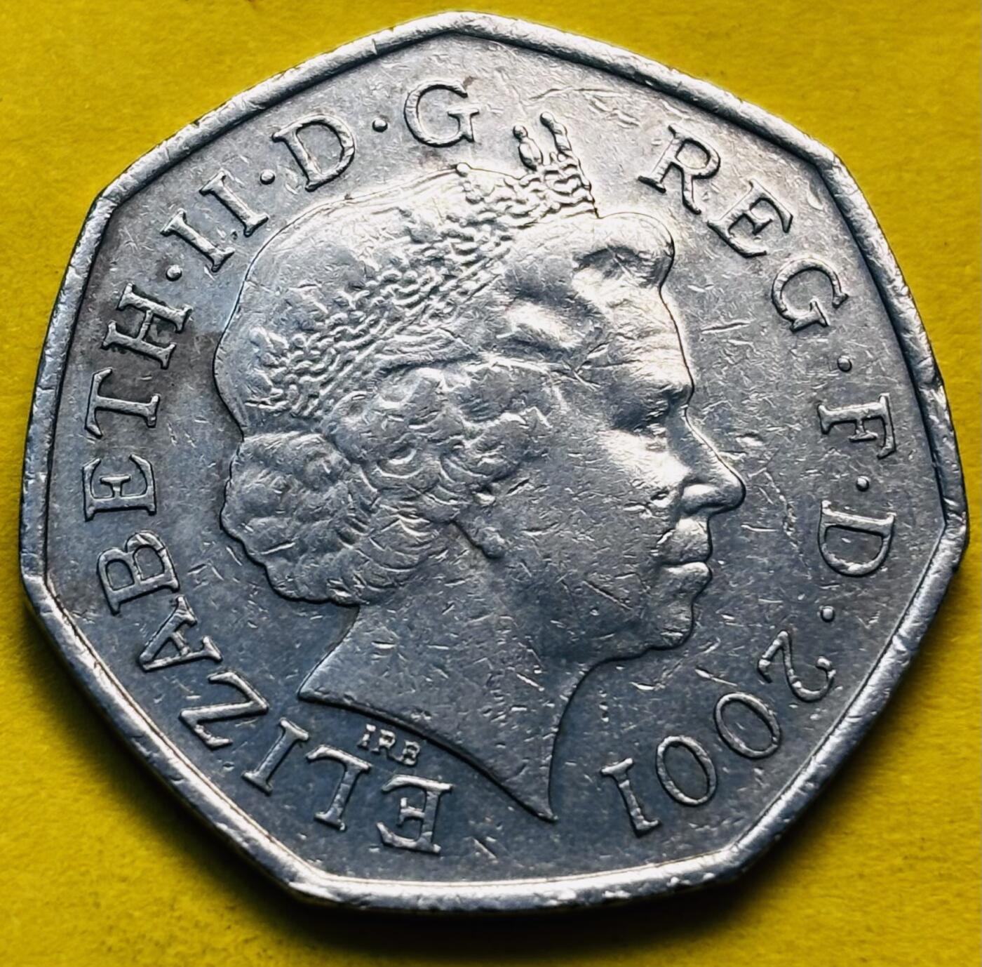 文馨钱币收藏第 293 场，春节前最后一期全部发出，将不予寄存，请悉知 好品 2001 年英国 50 便士