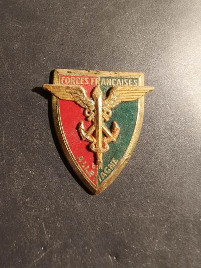 老王徽章第180期 - 法国驻德法军证章