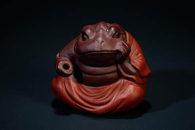 上海都达杂项专场二十一（全场包邮） - 紫砂侠蟾香插摆件90-77