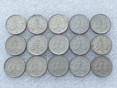 第一海外回流一元起拍收藏 散集专场  第299期 - 英国5先令硬币 小版 15枚