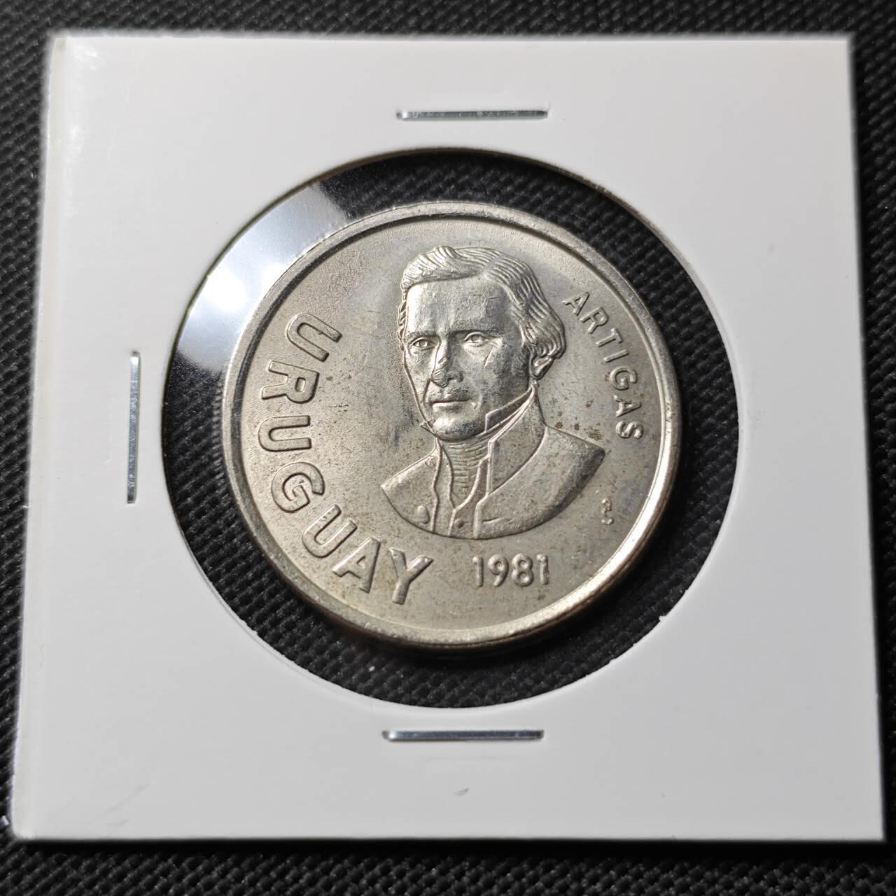 KK钱币收藏小铺  第393期  2月预留时间 周末发货  1981乌拉圭10比索