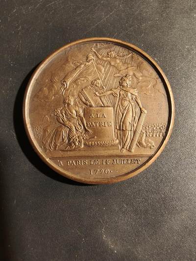 老王徽章第180期 - 法国1790年法国大革命联盟节大铜章     直径41mm    重量40.4g