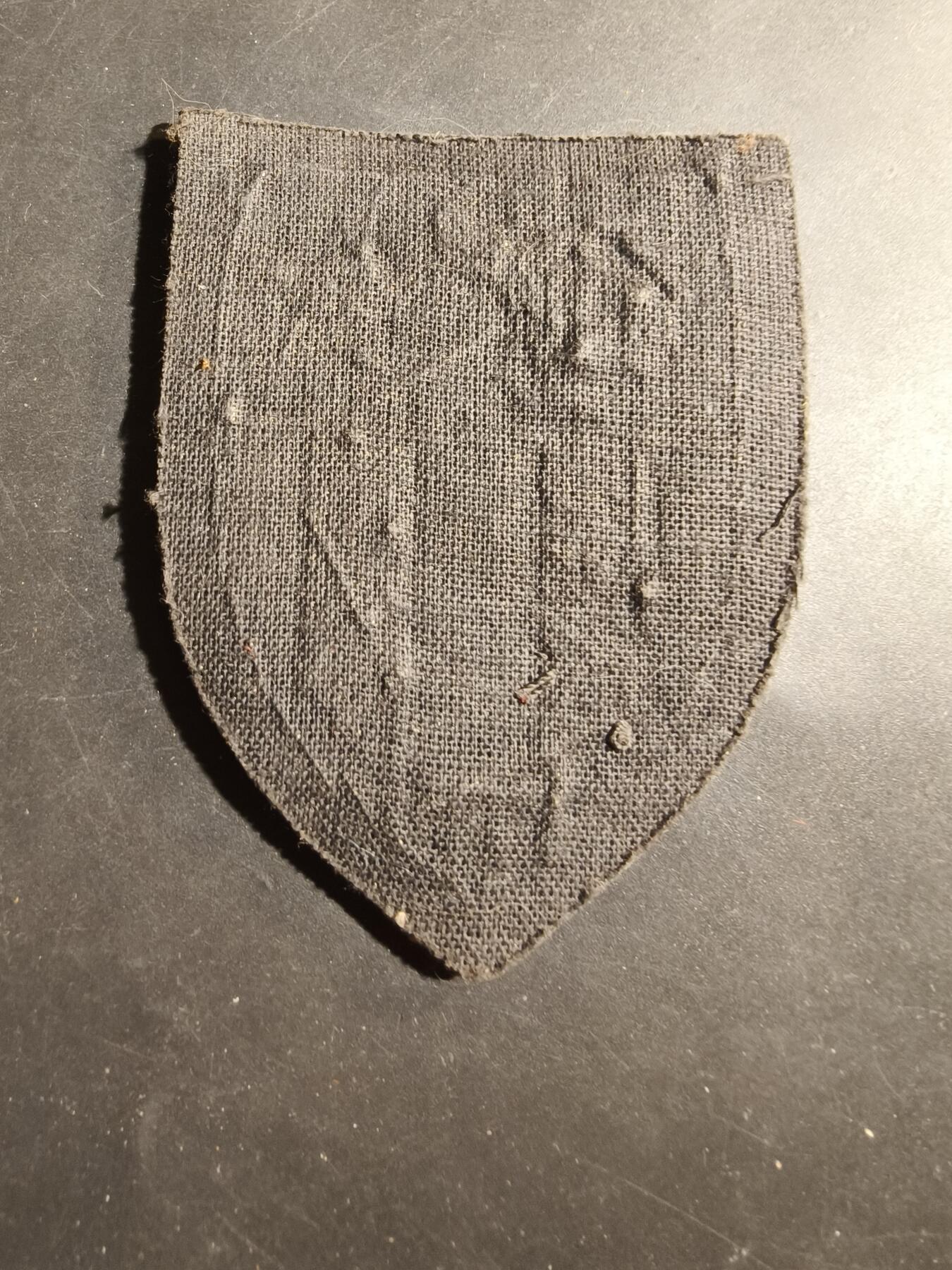 老王徽章第180期 二战时期中缅印战区臂章     金属丝刺绣版