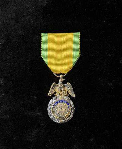 欢庆春节！戎马世界章牌大赏第111期春节大拍 - 法国第二帝国版军事功勋勋章，银制