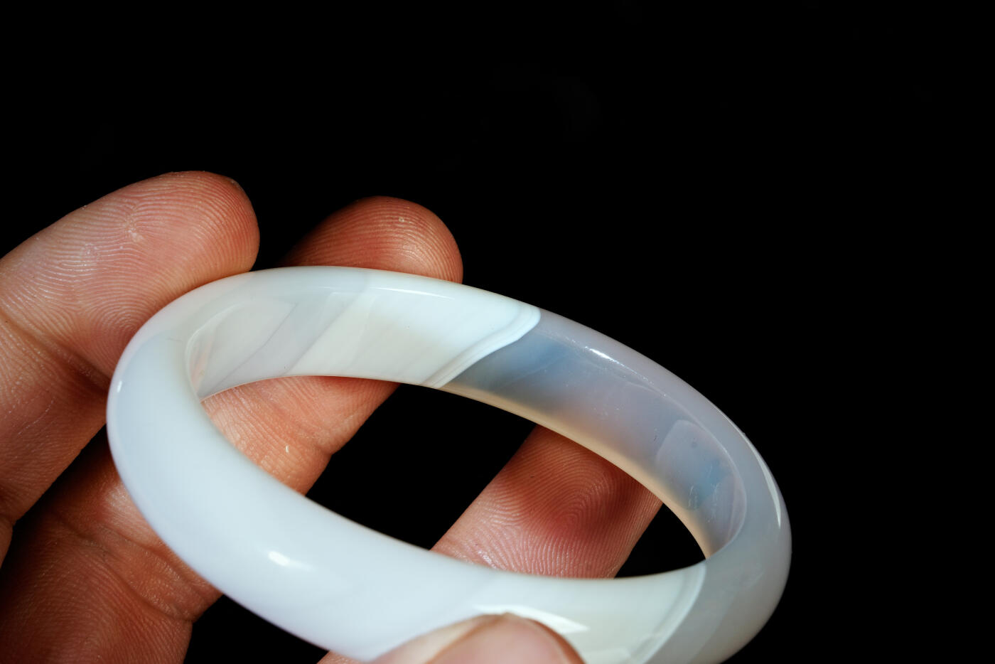 上海都达杂项专场二十一（全场包邮） 天然冰透玛瑙手镯 附鉴定证书90-58
