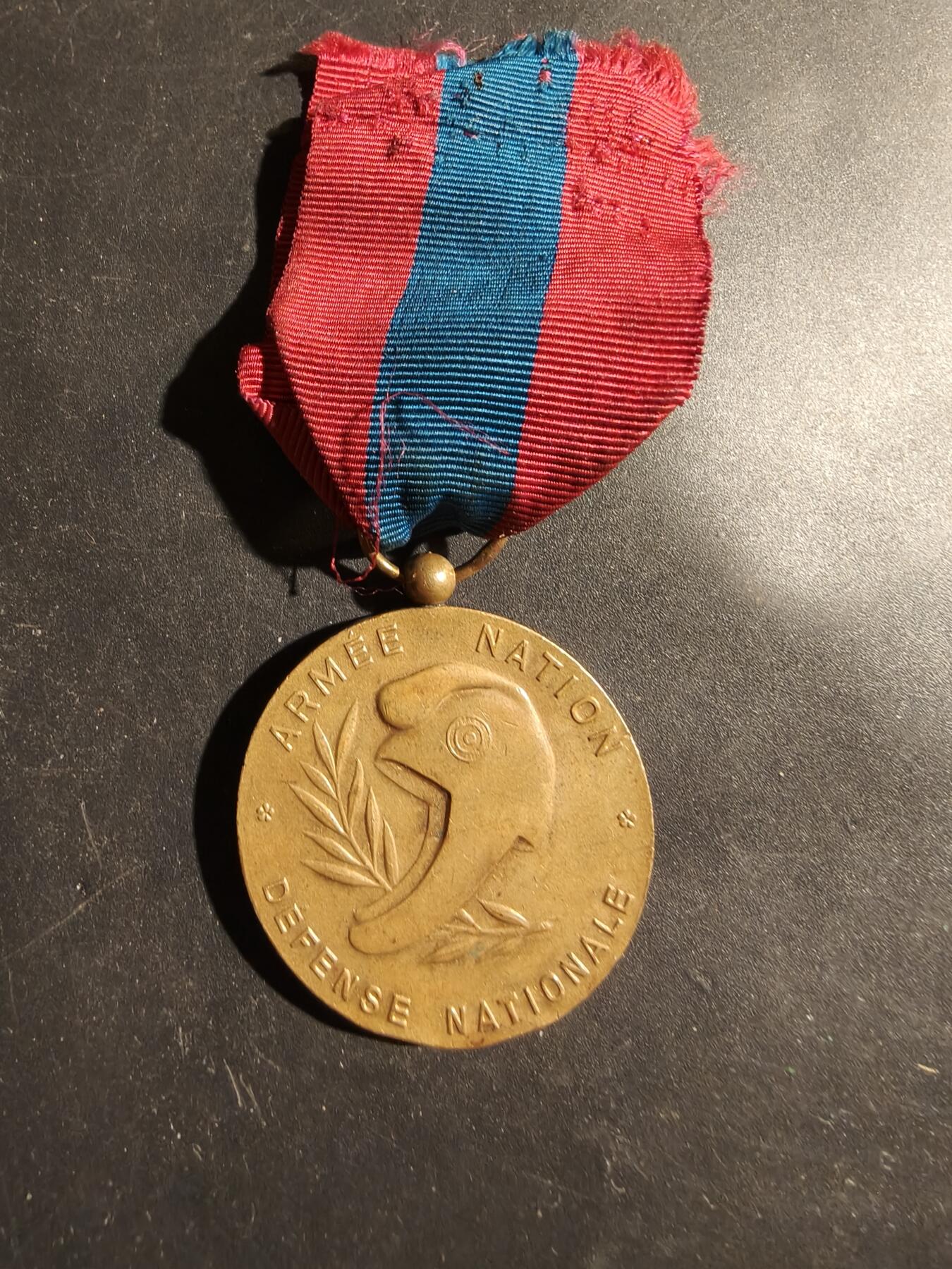 老王徽章第180期 法国铜级国防服役奖章