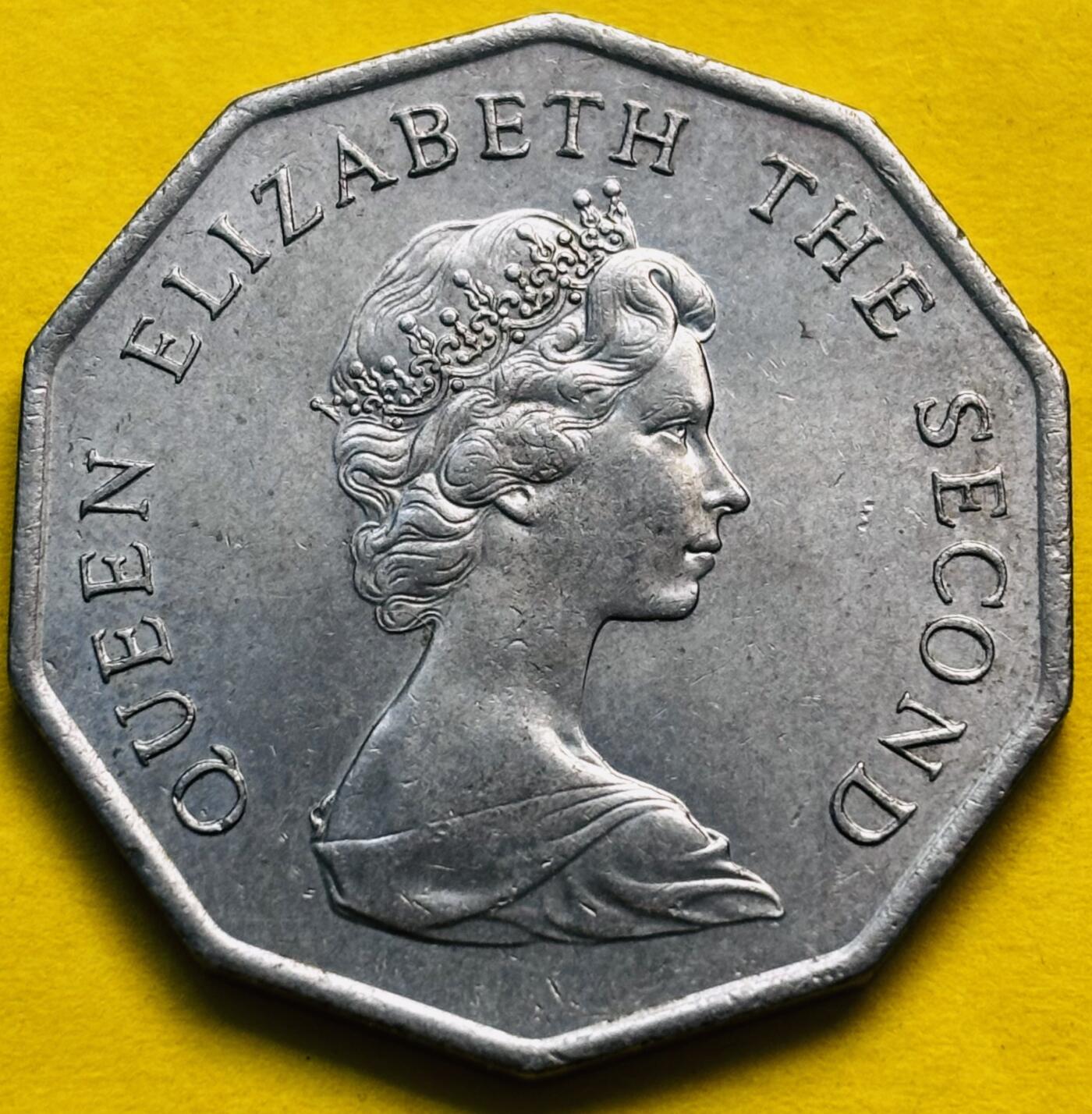 文馨钱币收藏第 293 场，春节前最后一期全部发出，将不予寄存，请悉知 带光好品 1976 年英属香港多边五元