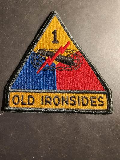 老王徽章第180期 - 美国陆军第1装甲师臂章