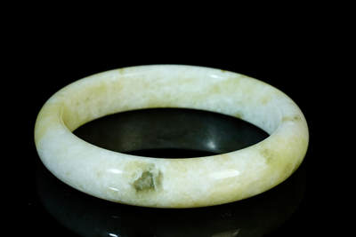 上海都达杂项专场四十七【全场包邮】  天然 蓝田玉贵妃手镯90-57