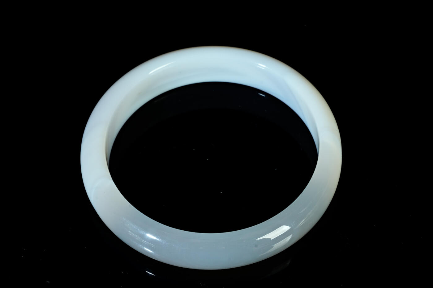 上海都达杂项专场二十一（全场包邮） 天然冰透玛瑙手镯 附鉴定证书90-58