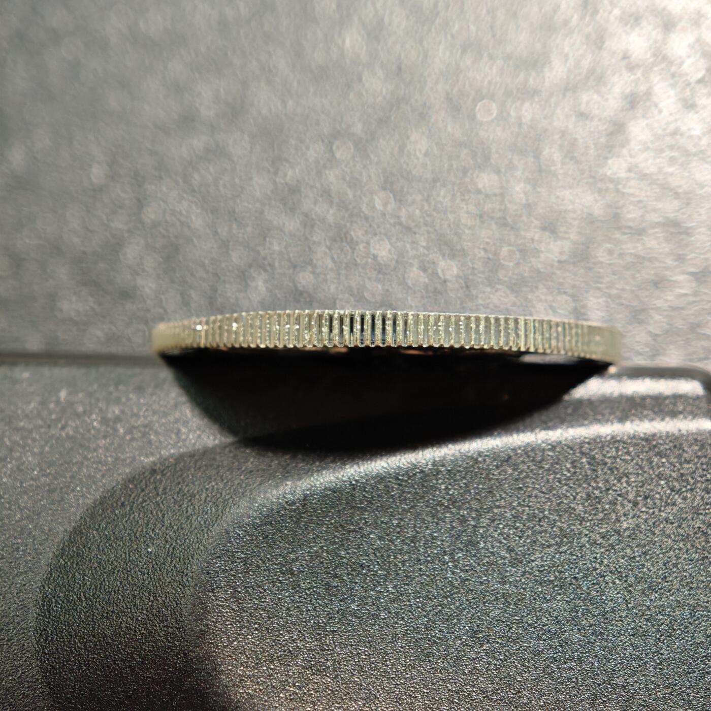 【德藏】世界币章拍卖第164期（拍品征集中~欢迎藏友联系） 1994年 所罗门群岛西班牙航海家阿尔瓦罗·德·门达尼亚-内拉发现所罗门群岛5元纪念银币 直径约：30mm；重约：10g