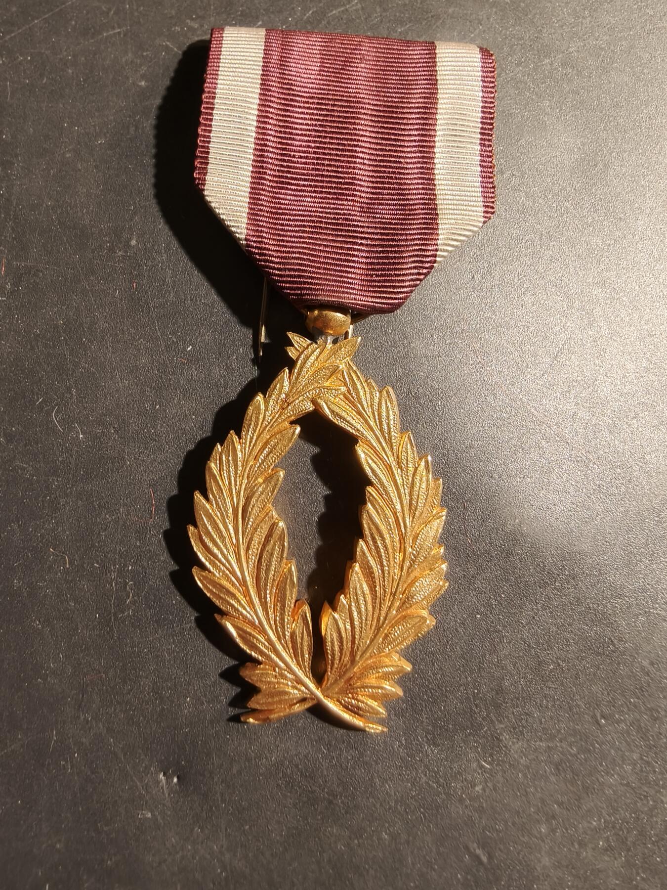 老王徽章第180期 比利时金级棕榈叶奖章