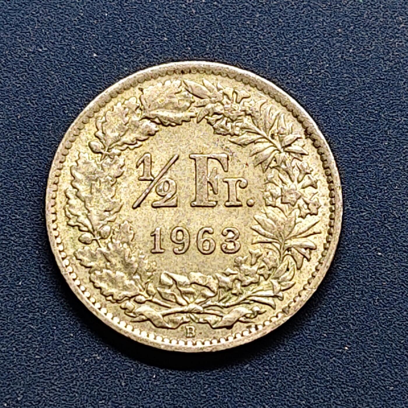 【全场包邮】纯粹捡漏拍500场-持续更新中 瑞士1963年½法郎银币【18毫米2.5克83.5%】