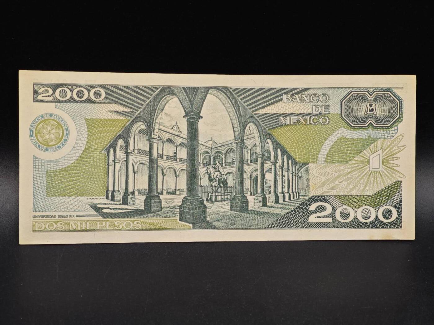 【淘币小摊】实时拍第八百六十四拍   无佣金纸币福利场   年前最后一周 之前的预留小年前全部发出 请更换最新收货地址  墨西哥2000比索纸币【有折】