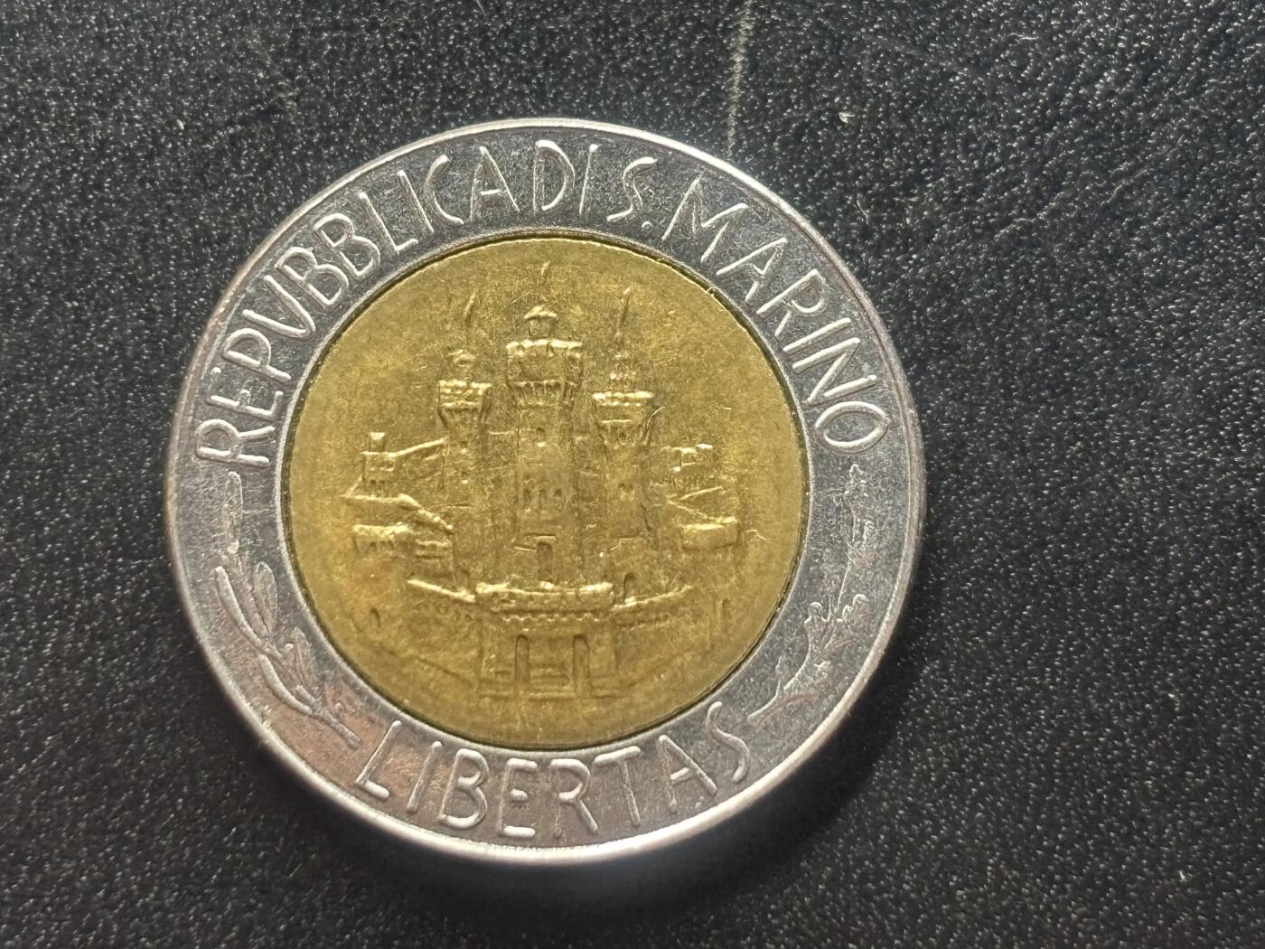 邮泉阁限时拍卖第四十一场（硬币在国外。请付邮费6元。）