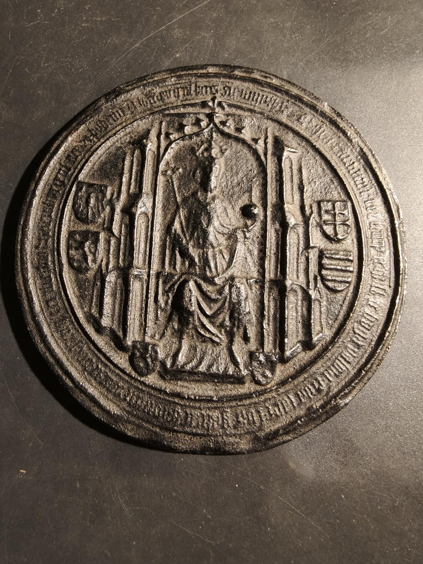 老王徽章第180期 神圣罗马帝国皇帝西吉斯蒙德印章铁章     直径113mm     重量494.4g