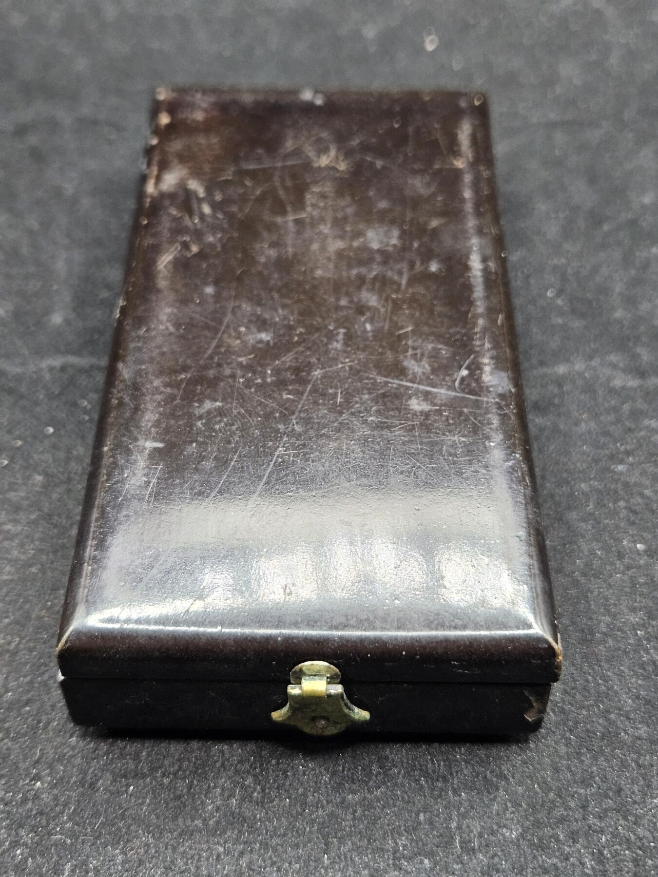 0元起拍勋章 第332期 咸鱼国勋章拍卖专场 2月8日（周日）下午6：00开始 美品 明治二十七八年甲午从军记章带盒