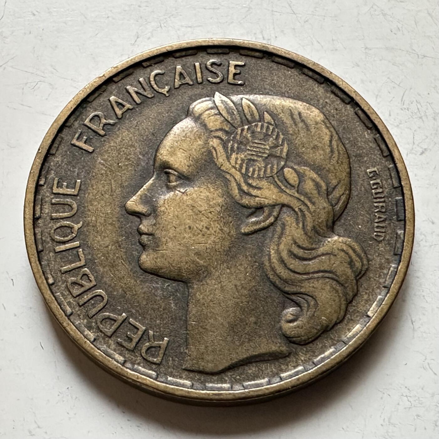 🌹外币初藏🌹🐯2026年第17场 快递将在12号停运 年前需发货的抓紧 ，年后正月十五恢复发货 法国1951年50法郎