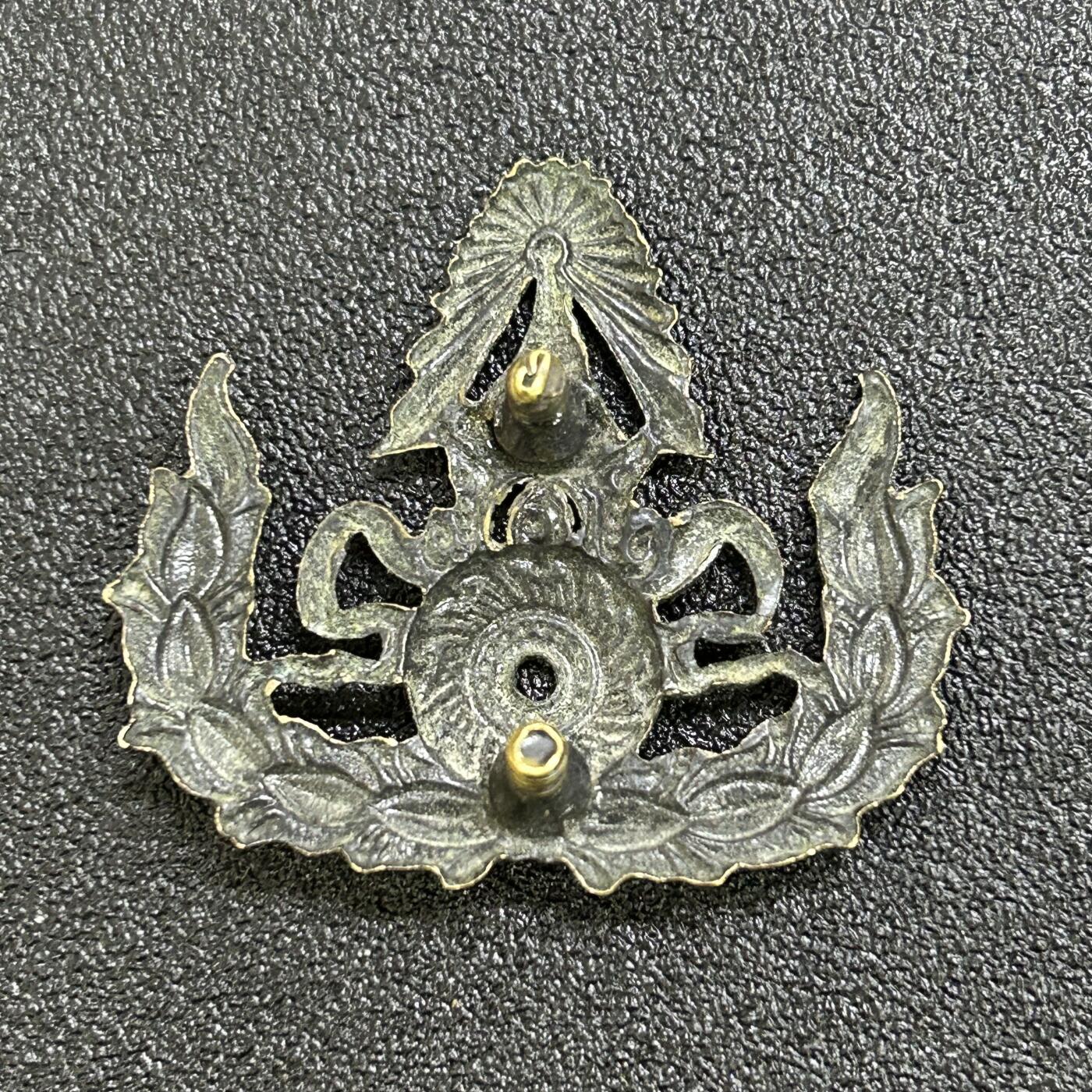 西秦中古拍卖第七十五期 泰国武装力量早期版本帽徽