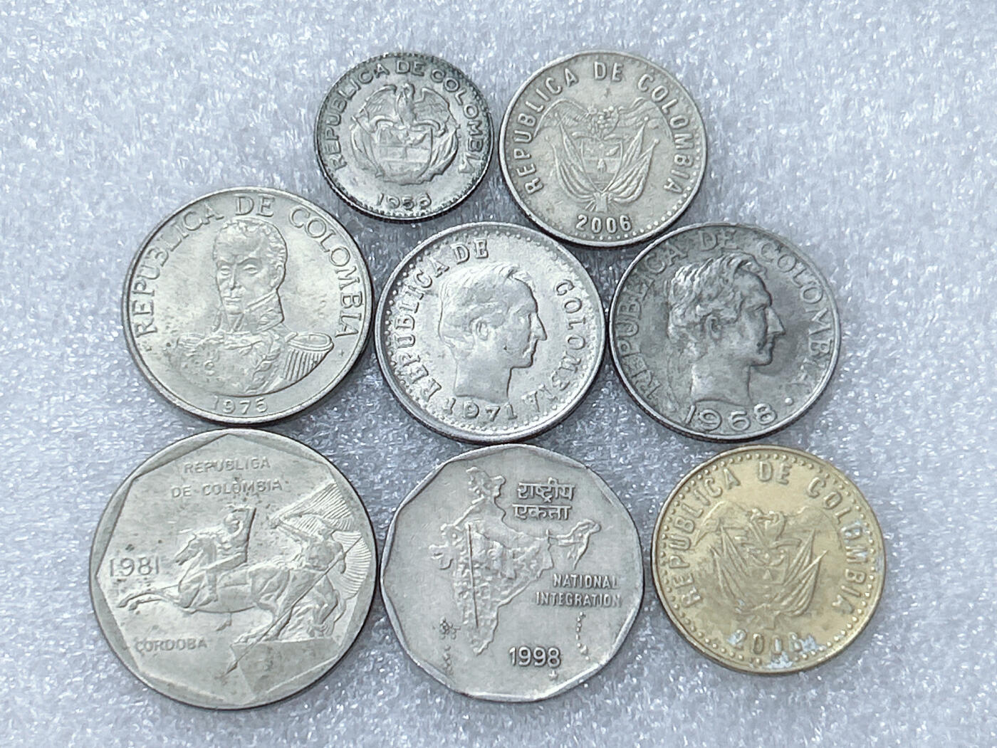 第一海外回流一元起拍收藏 散集专场  第301期 哥伦比亚硬币 8枚