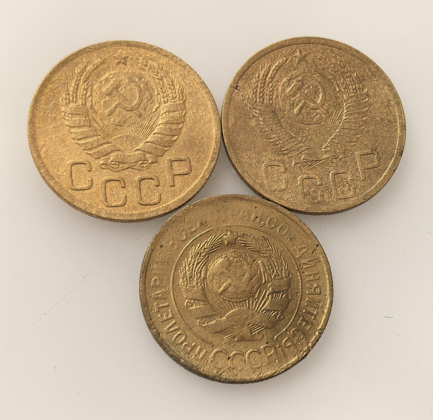 外国优质老铜币高银银币，周六九点倒数截拍，满百包邮，持续收拍，年后发货 苏联 1931、1939、1952 年   3 戈比流通铜币，属苏联小额辅币，以铜合金铸造，见证了苏联工业化建设、战后经济恢复等阶段，是日常经济流通的基础载体。
